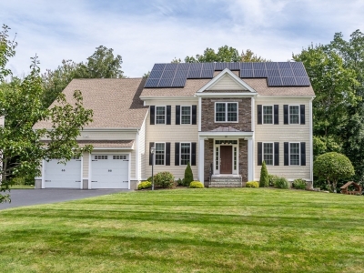 19 Hunters Ridge Way, Hopkinton, MA