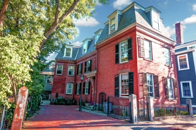 311 Essex, Salem, MA