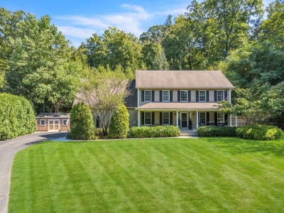 33 Upper River Road, South Hadley, MA