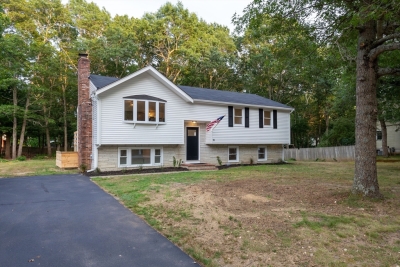 18 Montgomery Drive, Plymouth, MA