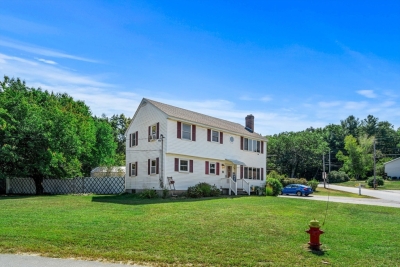 1 Staunton Road, Groveland, MA