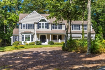 29 Halfway Pond Road, Plymouth, MA