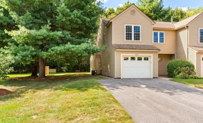 905 Ridgefield Circle, Clinton, MA