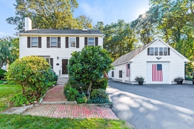 2 Hawes Street, Wrentham, MA