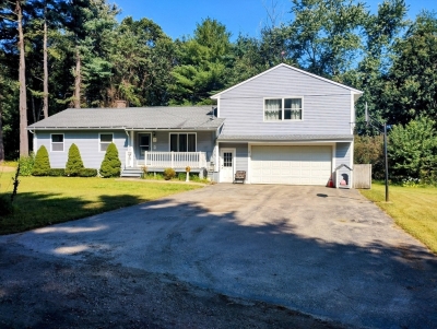 17 Ferncroft, Leicester, MA