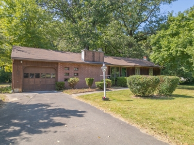 4 Meadowood Drive, South Hadley, MA