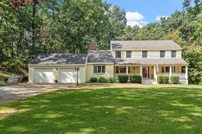 16 Wethersfield Drive, Andover, MA