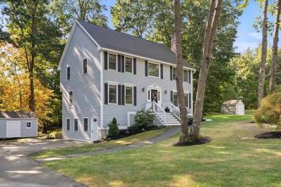 9 Iron Gate Drive, Andover, MA