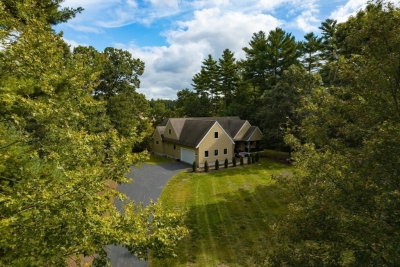 26 Upland Drive, Middleboro, MA