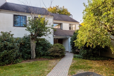 28 Concord Greene, Concord, MA