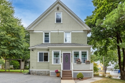 31 Carney Street, Uxbridge, MA