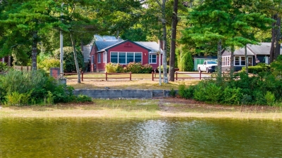 85 Blackmore Pond Road, Wareham, MA