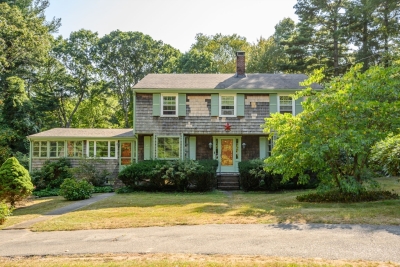 22 Old Meeting House Lane, Norwell, MA