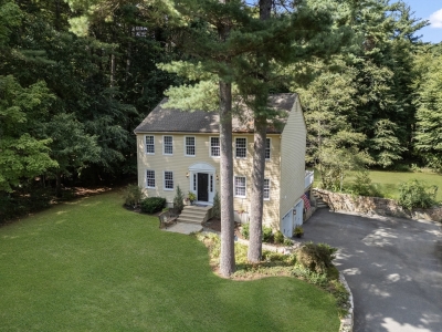 39 Valleywood Road, Hopkinton, MA