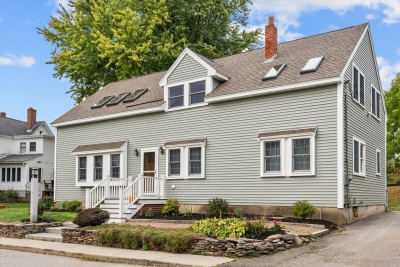 37 Lake Street, Amesbury, MA