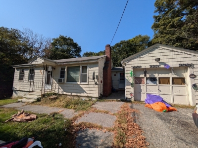 26 Perryville Road, Webster, MA