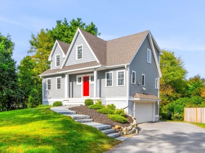 84 Ferry Road, Salisbury, MA