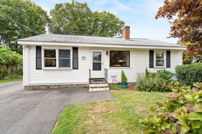 22 Burditt Road, North Reading, MA