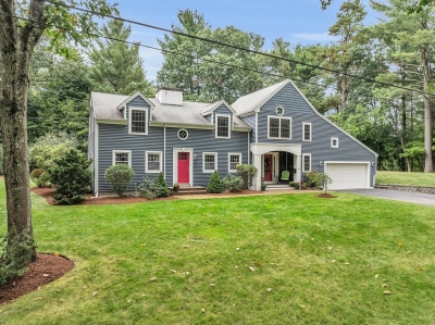 82 Linwood Street, Chelmsford, MA