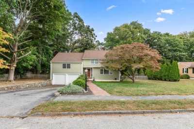 9 Roundy Road, Lynnfield, MA