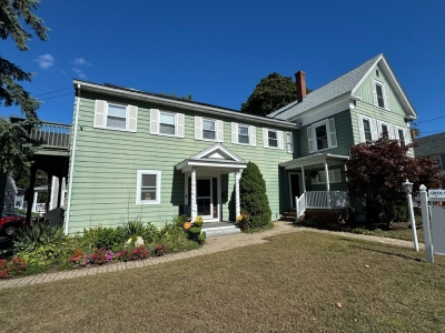 115 Elm Street, Amesbury, MA