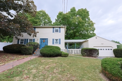 17 Woodleigh Road, Framingham, MA