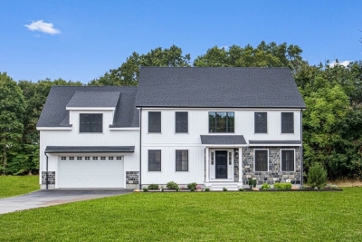 350 Wrentham Road, Bellingham, MA