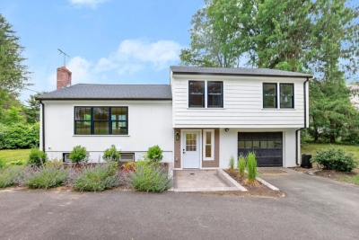 42 Bridge Street, Medfield, MA