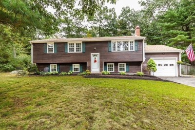 60 Old Town Way, Hanover, MA