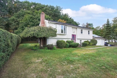 21 Fernwood Drive, Agawam, MA