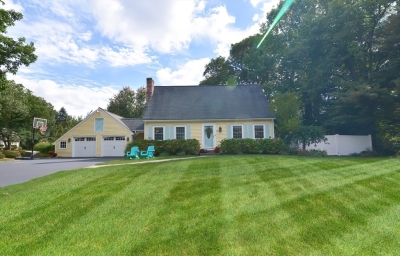 8 Denise Lane, North Attleboro, MA