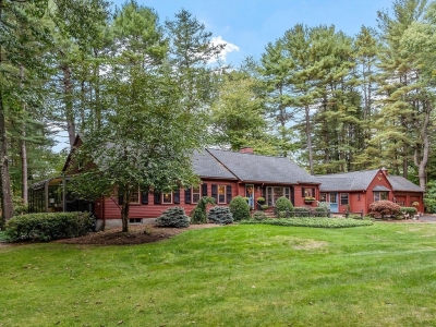 26 Lovejoy Road, Andover, MA