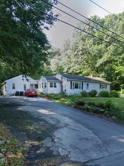 102 Hartness Road, Sutton, MA