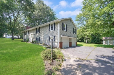 9 Glenwood Drive, Westfield, MA