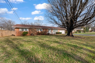 1134 Glenview Way, Bowling Green, KY 