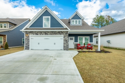 35 Country Cove Drive, Rossville, GA 