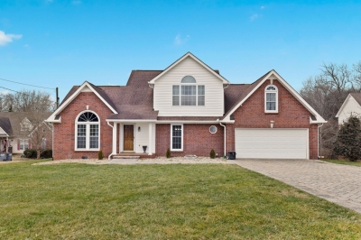 1035 Carriage Hill Drive, Hendersonville, TN 