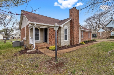 3105 Country Lawn Drive, Antioch, TN 