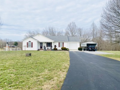 152 Hill Top Lane, Russell Springs, KY 