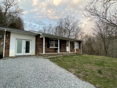142 Heavenly Heights Road, Manchester, KY 