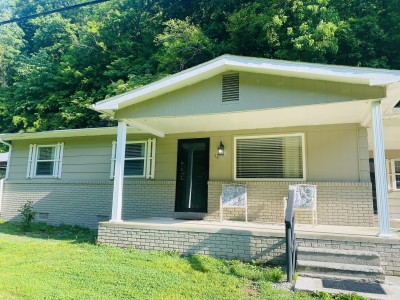 56 Rockhouse Branch Road, Manchester, KY 