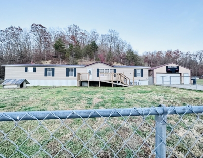 1612 Bales Creek Road, Manchester, KY 