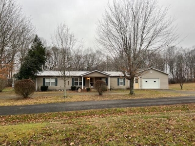 147 Franklin Road, Russell Springs, KY 