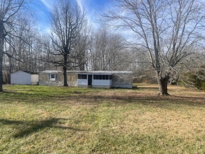 57 Sharon Ann Road, Russell Springs, KY 