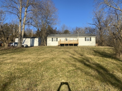 2584 Irvine Road, Winchester, KY 