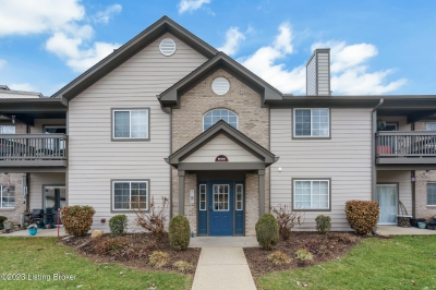 10400 Southern Meadows Drive, Louisville, KY 