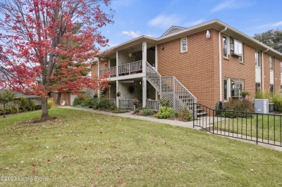400 Rosewood Court, Louisville, KY 