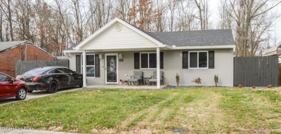 717 Glengarry Drive, Fairdale, KY 