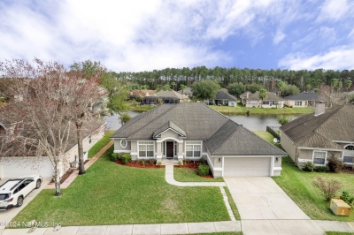 7881 Chase Meadows Drive, Jacksonville, FL 