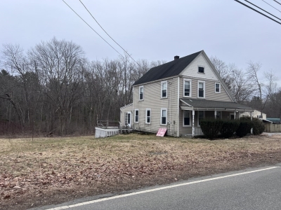 96 Park Road, Chelmsford, MA 